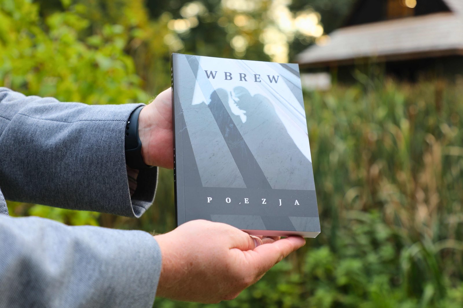 „Wbrew” – nowy tomik poezji pszczyńskich twórców